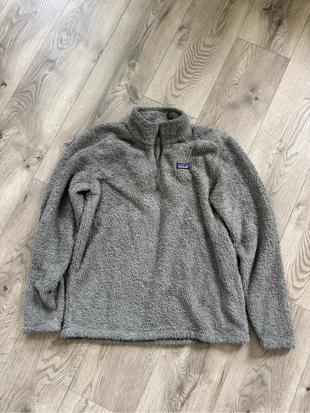 Patagonia Grey Sherpa Quarter-Zip Pullover | Women’s Medium